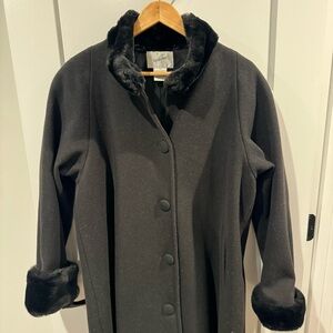 NWOT Jacqueline Ferrar 100% Wool Coat, Fur Collar, Cuffs, Sz 8, black mobwife
